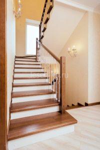 Изготовление деревянных лестниц Брест на заказ | ВСЁ СТРОЙ